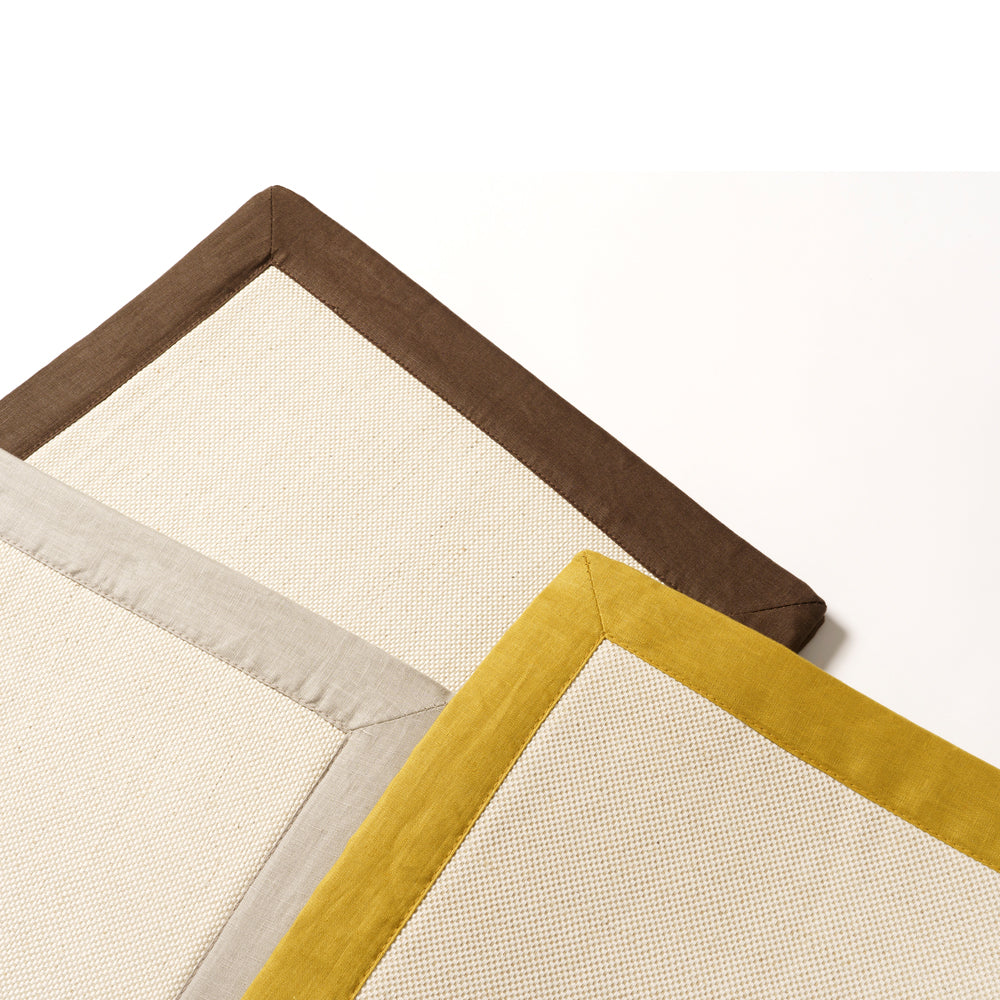 Olika LINEN FRAME RUG 140×200