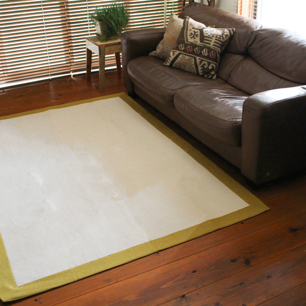 Olika LINEN FRAME RUG 140×200
