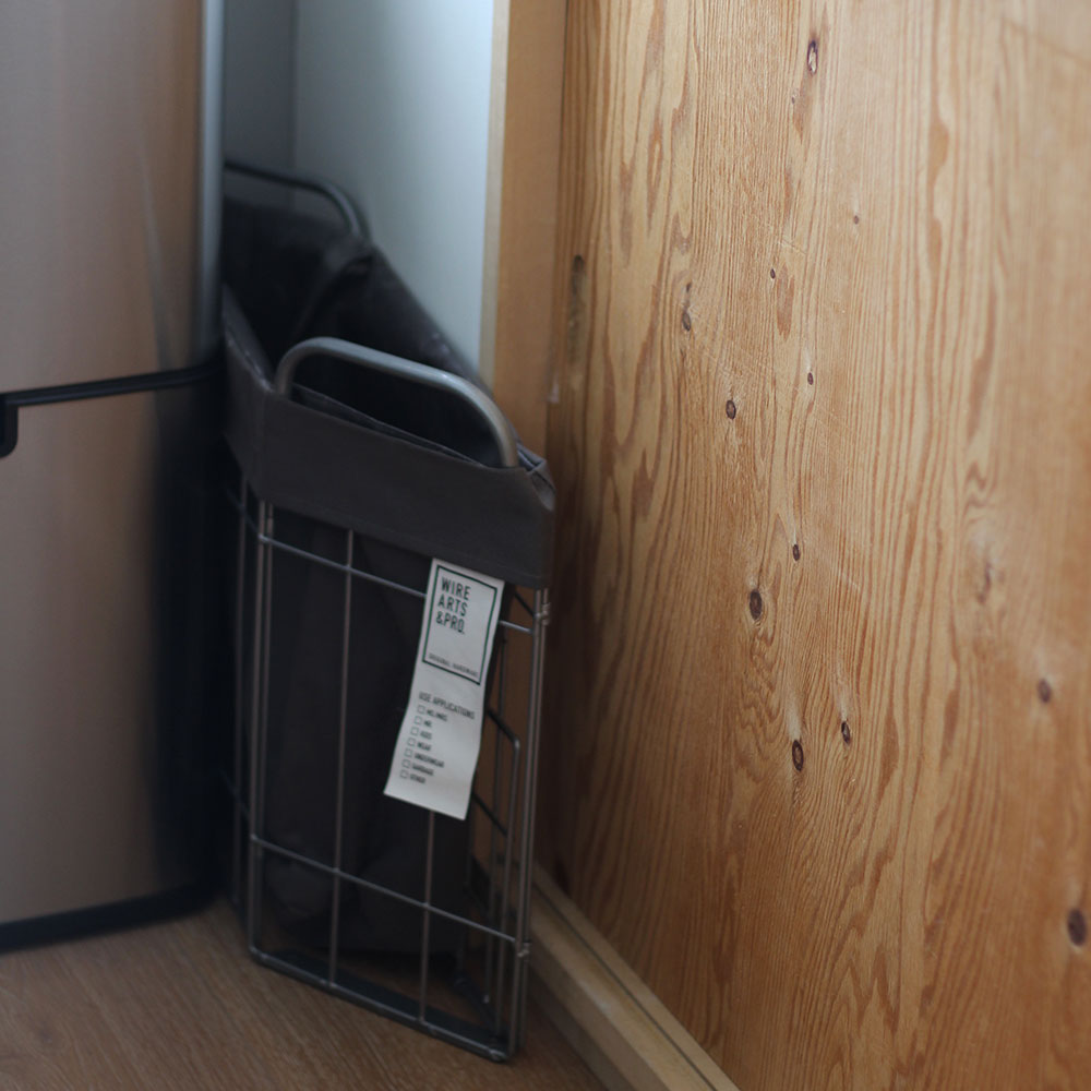 WIRE ARTS ＆ PRO.FOLDING laundry SQUARE BASKET WITH CASTER_28L