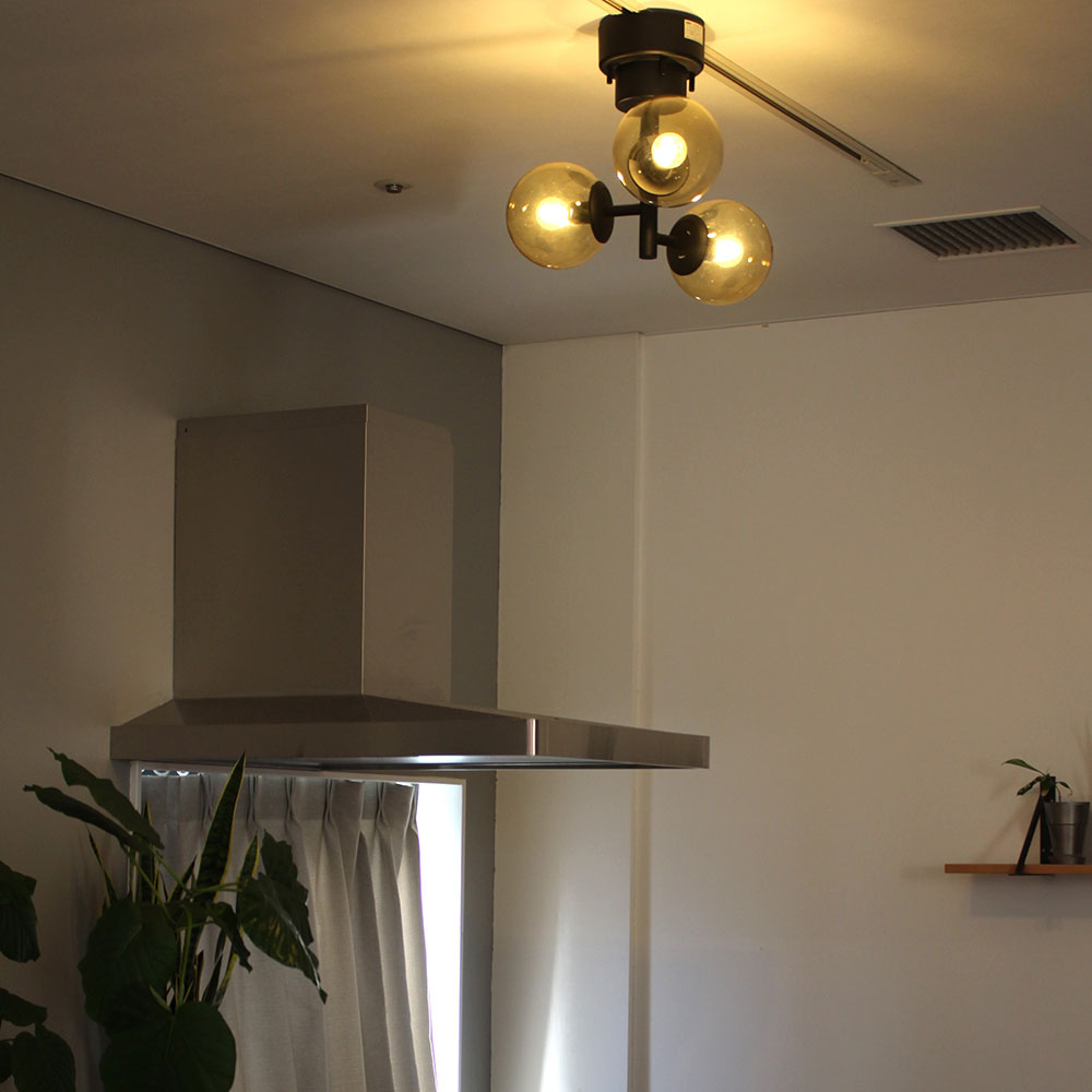 TINY GLASS CEILING LIGHT 3