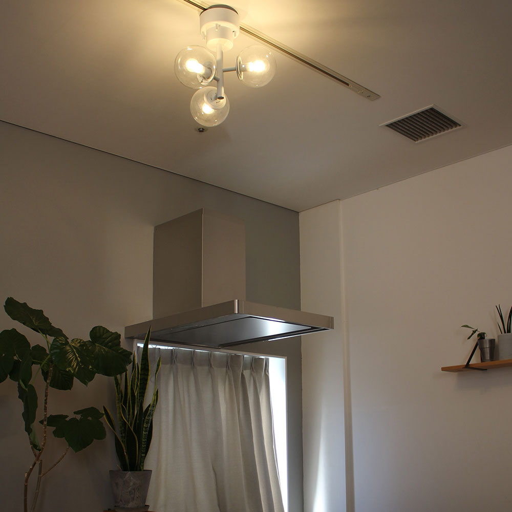 TINY GLASS CEILING LIGHT 3