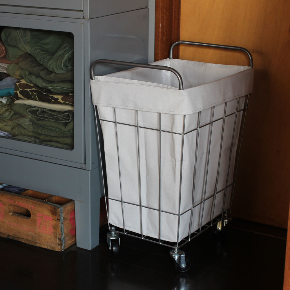 WIRE ARTS ＆ PRO.laundry SQUARE BASKET WITH CASTER_45L – BRID