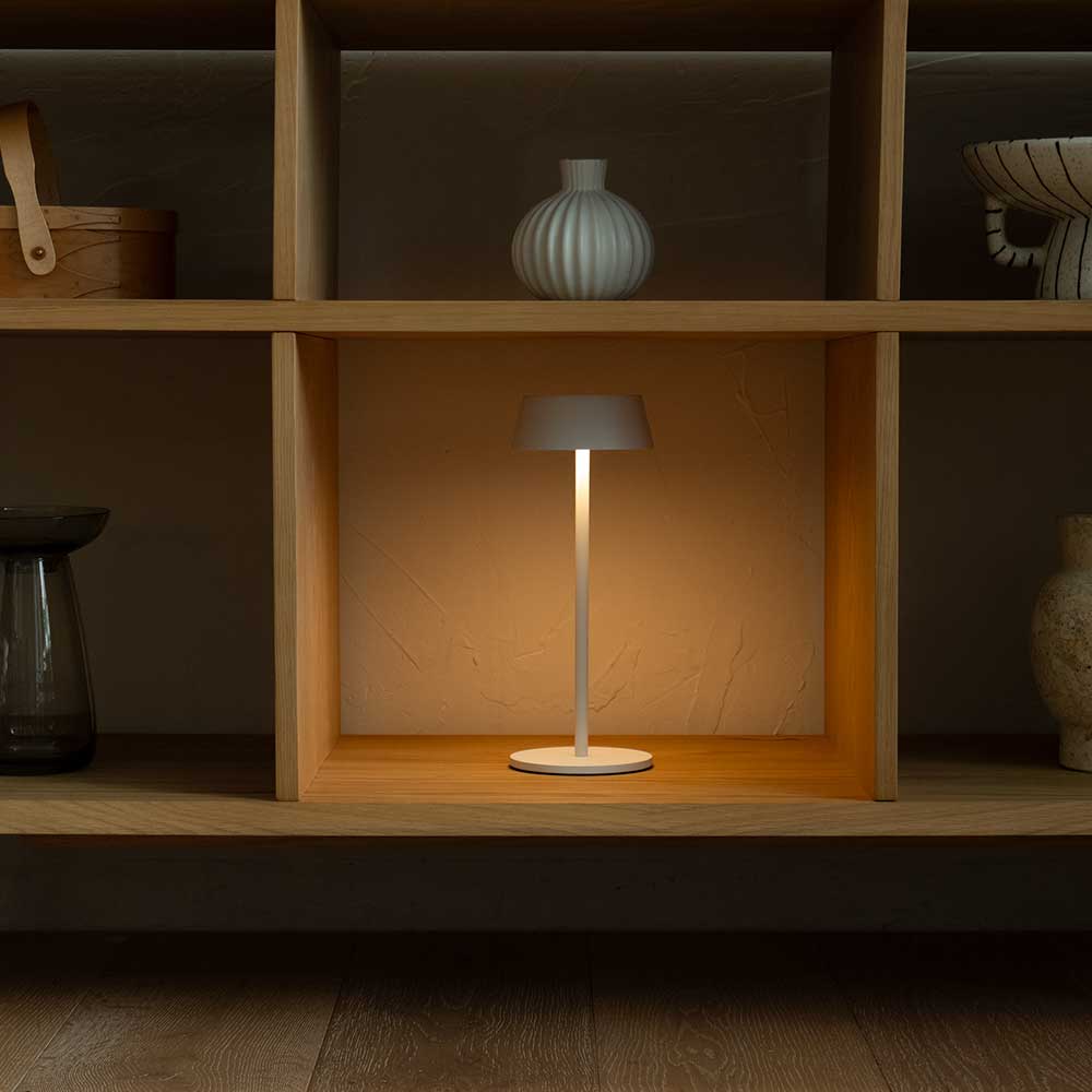 Olika CORDLESS LED TABLE LIGHT
