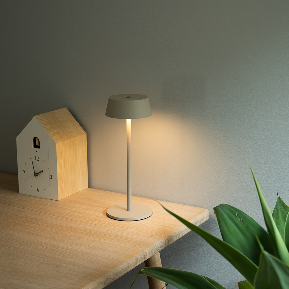 Olika CORDLESS LED TABLE LIGHT