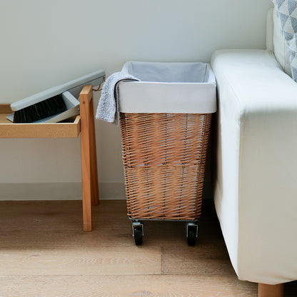 WILLOW LAUNDRY BASKET with CASTER 34L