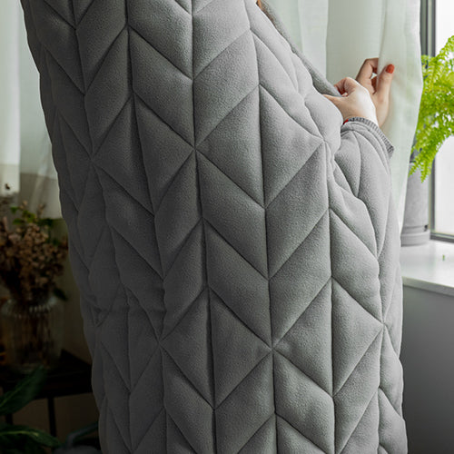 ThermaWrap BLANKET_ORIGAMI