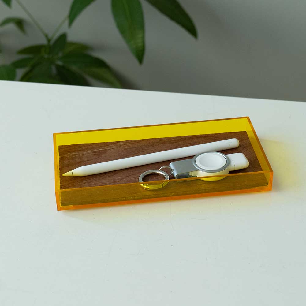 ACRYLIC & WOOD TRAY